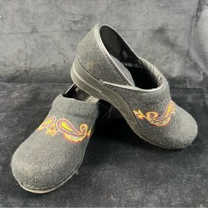 Sanita Ava Wool Clog Black Embroidered EU Size 35 US Size 4.5-5 Women
